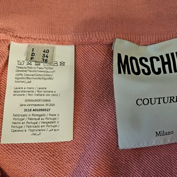 Pink Moschino skirt with zipper in front - Picture 5 of 5
